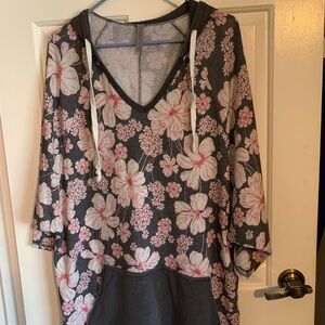 Honeyme Curvy Heather Gray and Blush Tag Hoodie